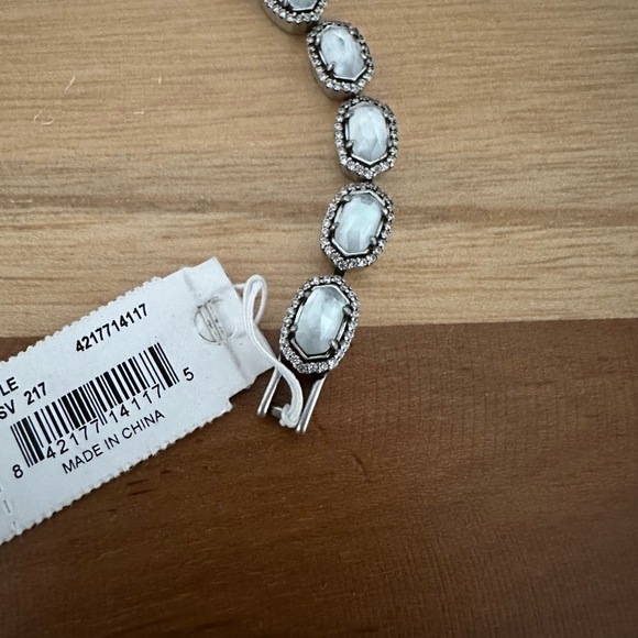 Kendra Scott Cole Bracelet Antique Silver Ivory Mother Of Pearl - Picture 4 of 4